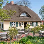 Residenz Am 1-11 아파트 징스트